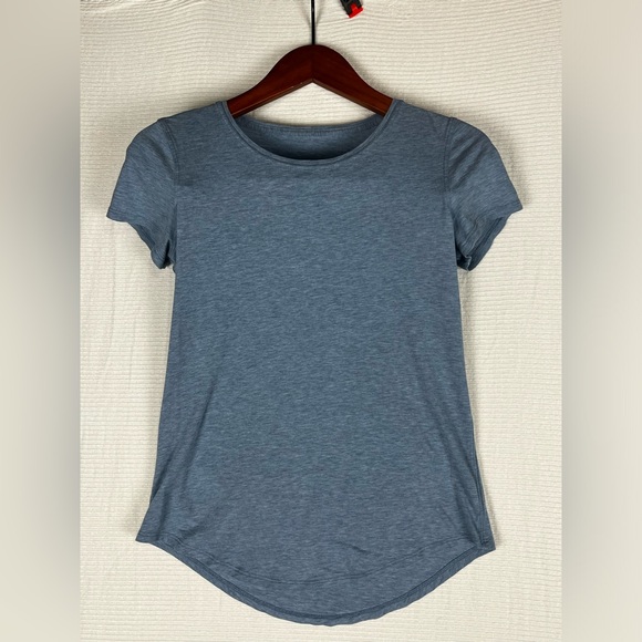 lululemon athletica Tops - Lululemon T-Shirt Powder Blue Women's Size 6